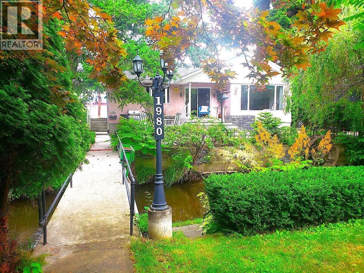  1980 Ethel Street, Kelowna