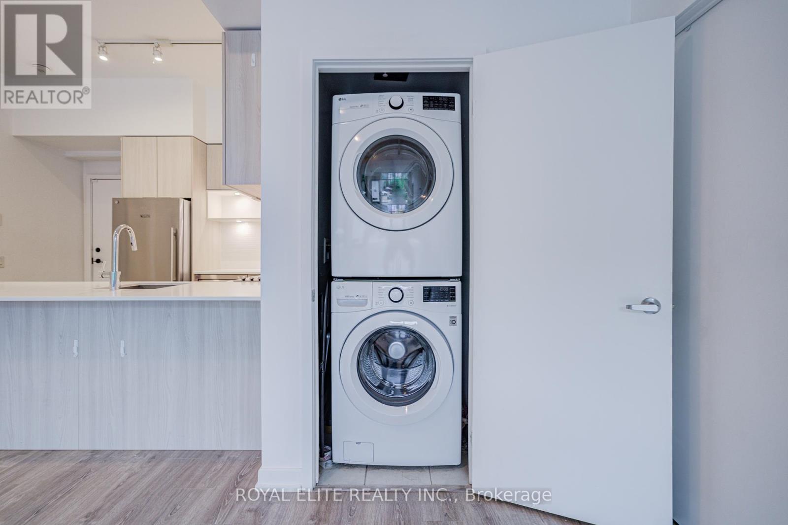 Photo 24 of 101 20 Tubman Avenue, Toronto ON