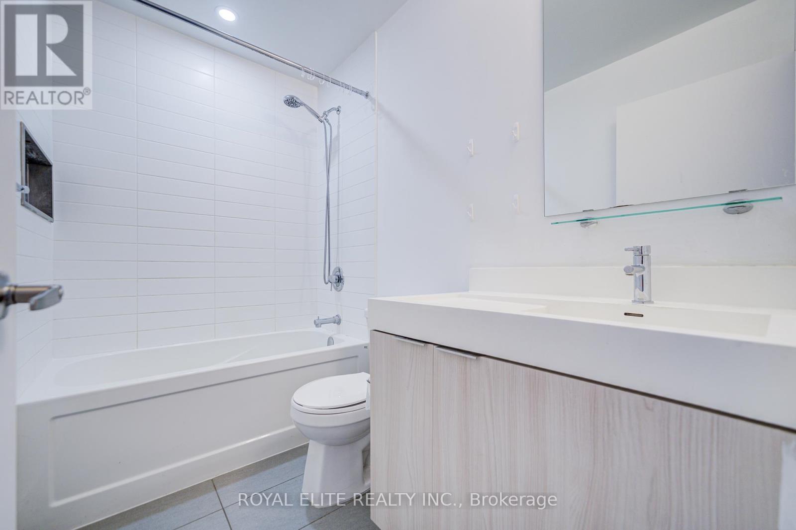 Photo 22 of 101 20 Tubman Avenue, Toronto ON