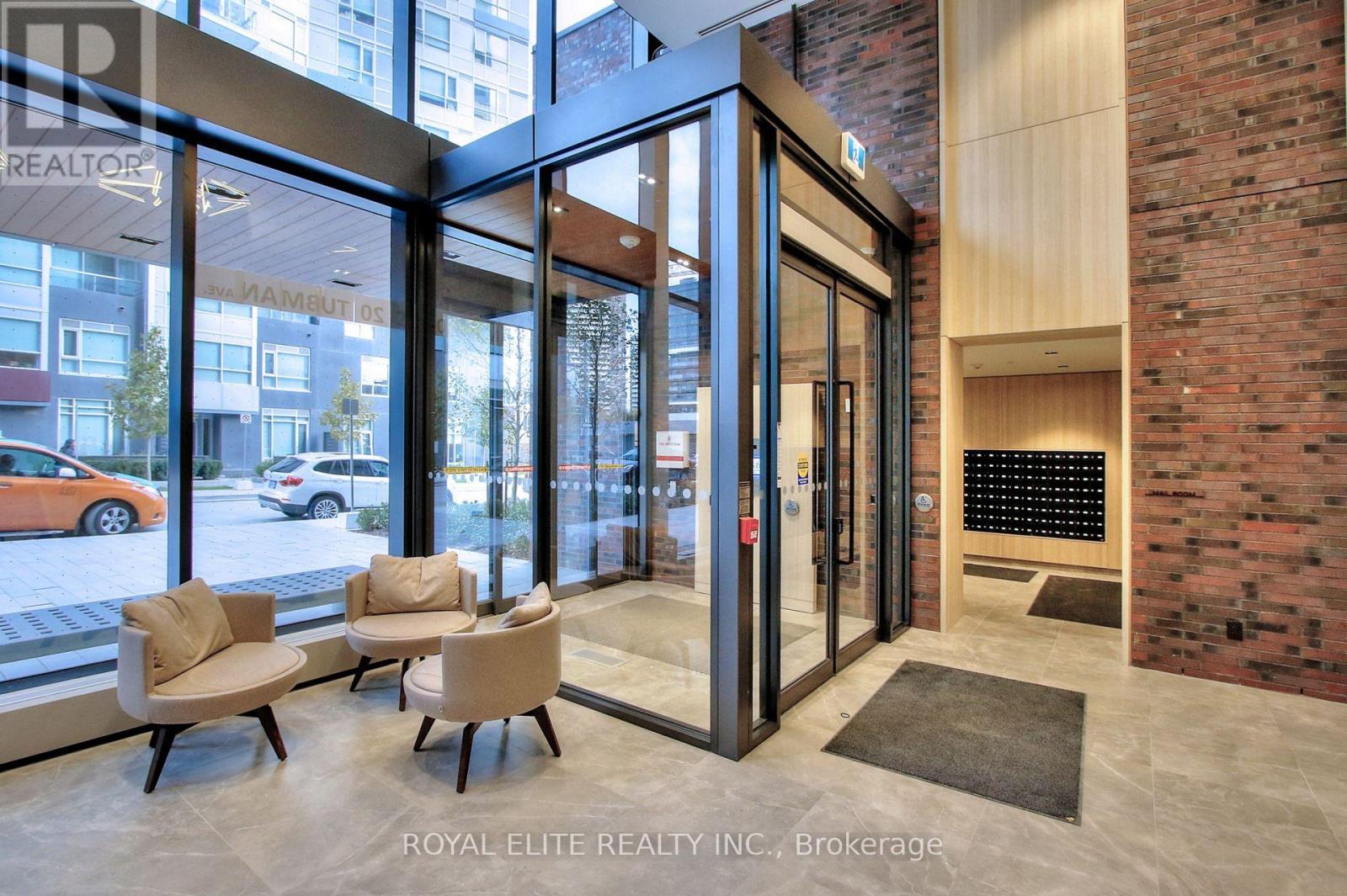 Photo 38 of 101 20 Tubman Avenue, Toronto ON