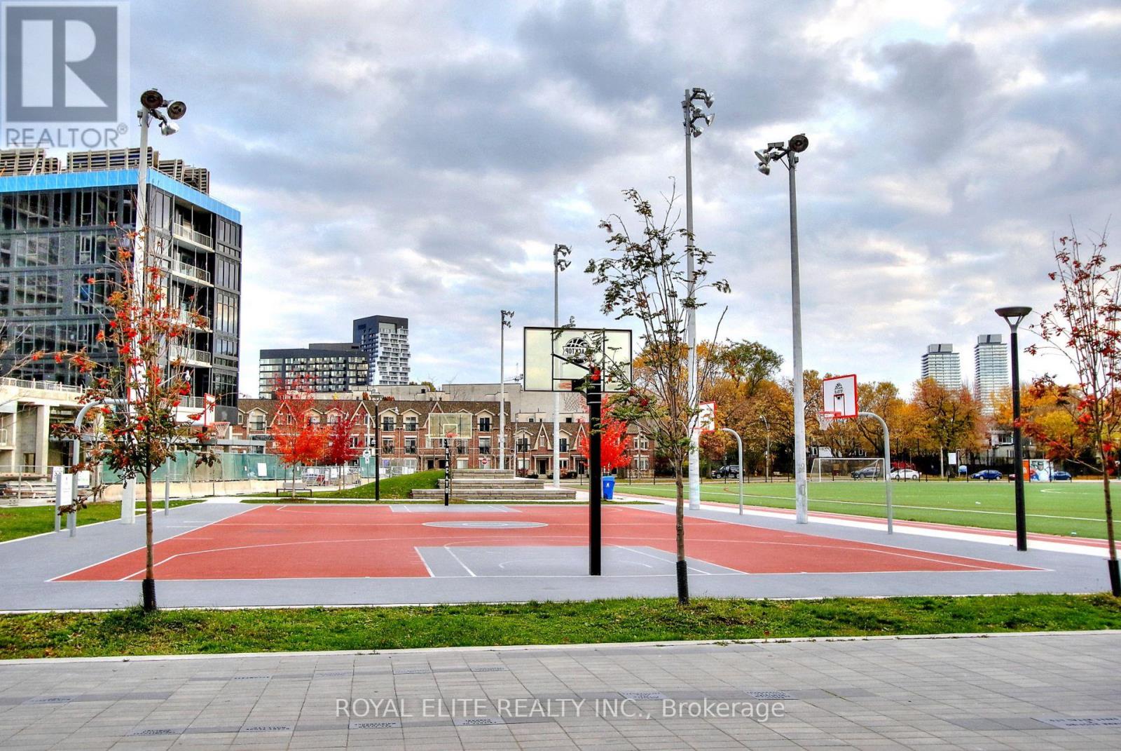 Photo 32 of 101 20 Tubman Avenue, Toronto ON