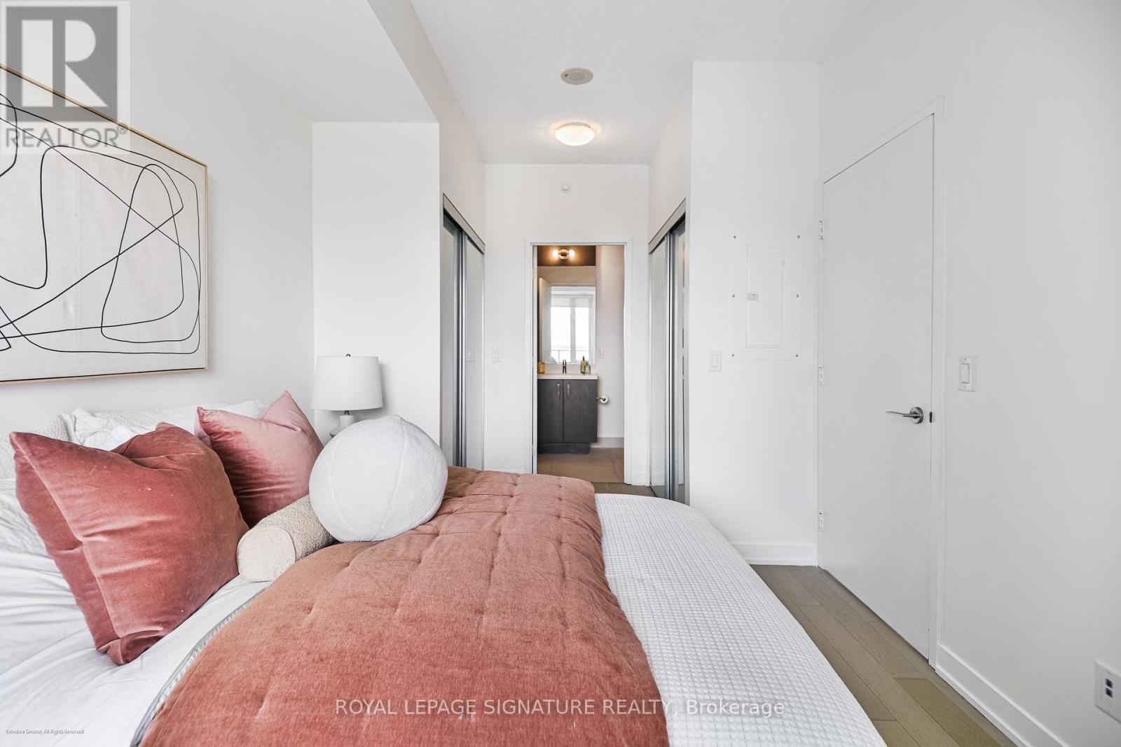 Photo 15 of S 504 120 Bayview Avenue, Toronto ON
