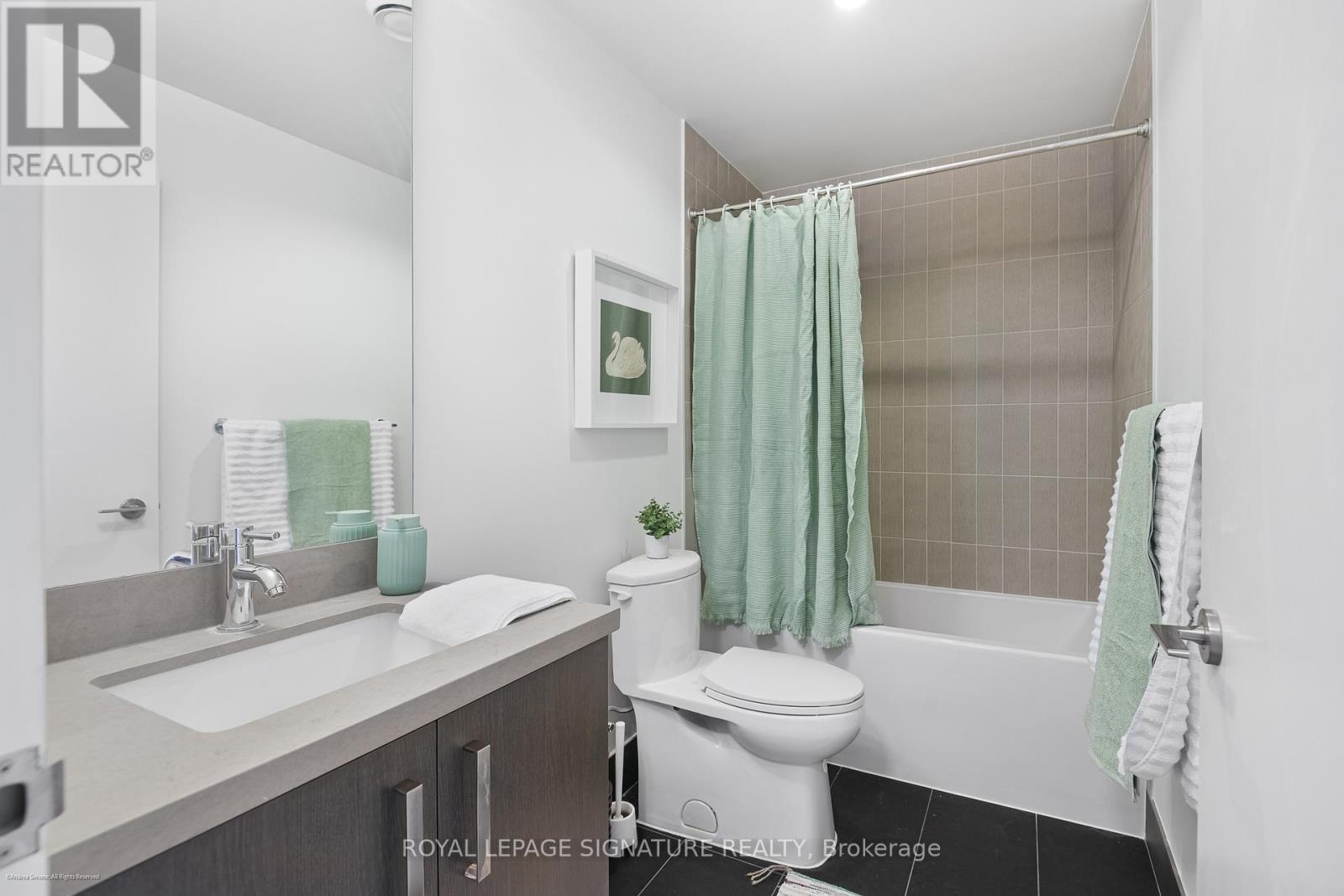 Photo 21 of S 504 120 Bayview Avenue, Toronto ON