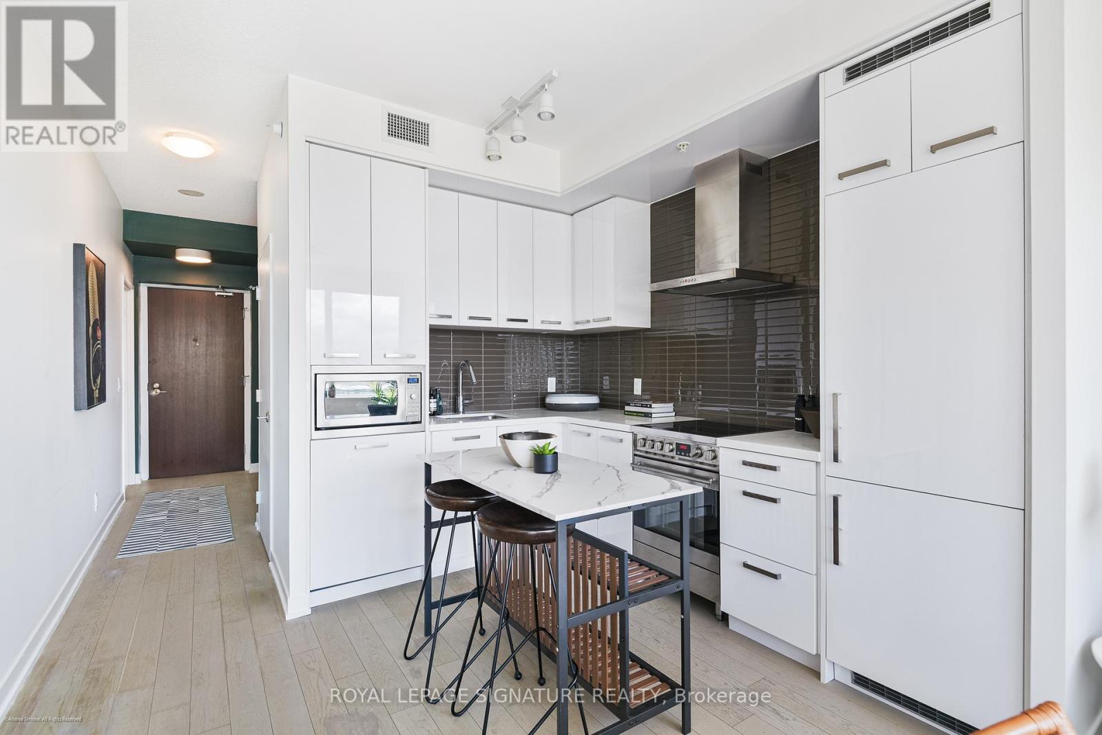 Photo 22 of S 504 120 Bayview Avenue, Toronto ON
