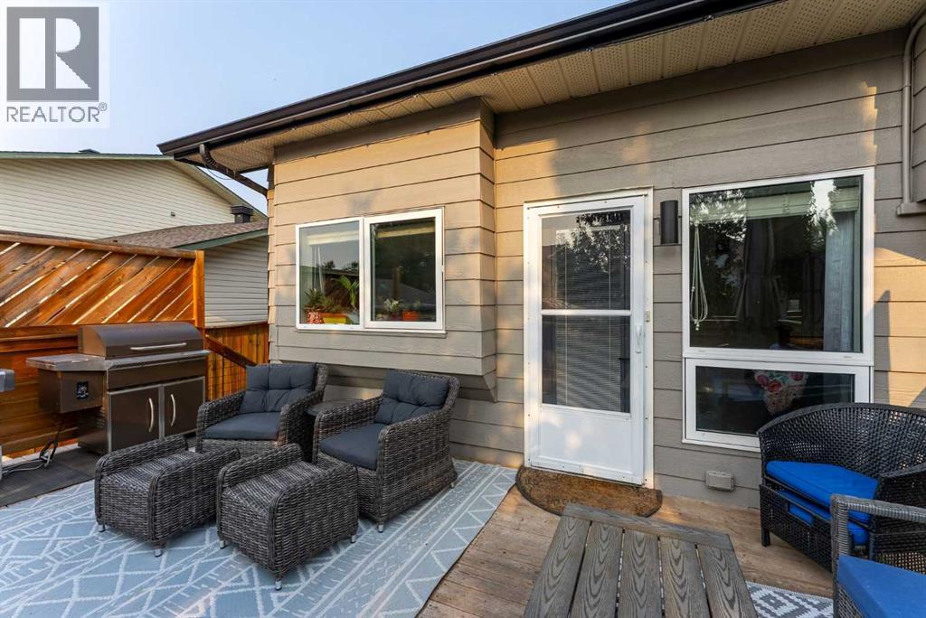 Photo 35 of 147 Midpark Drive Se, Calgary AB