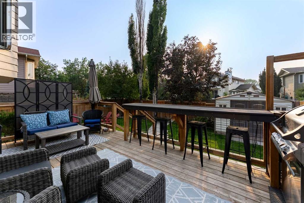 Photo 33 of 147 Midpark Drive Se, Calgary AB