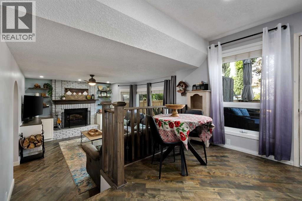 Photo 13 of 147 Midpark Drive Se, Calgary AB