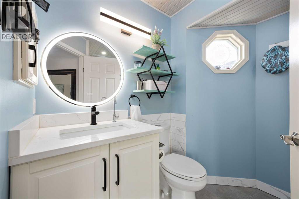 Photo 21 of 147 Midpark Drive Se, Calgary AB