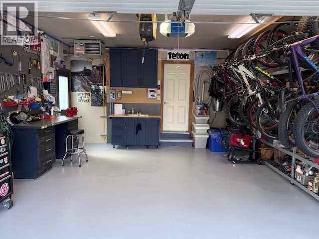 Photo 36 of 147 Midpark Drive Se, Calgary AB