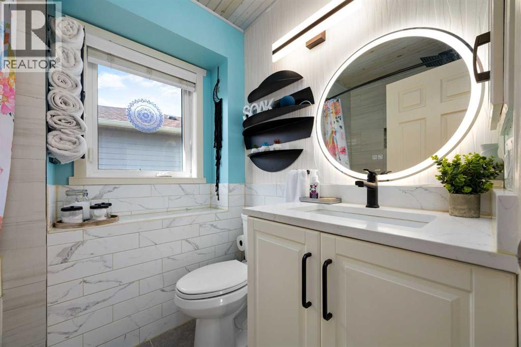 Photo 27 of 147 Midpark Drive Se, Calgary AB