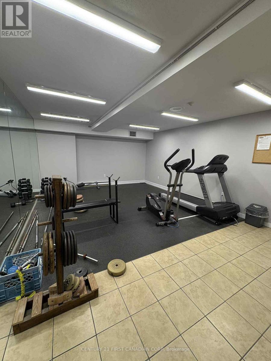 Photo 7 of 902 30 Chapman Court, London North ON