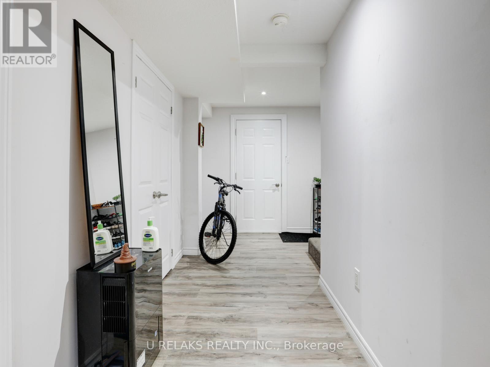 Photo 34 of 209 Briarmeadow Drive, Kitchener ON