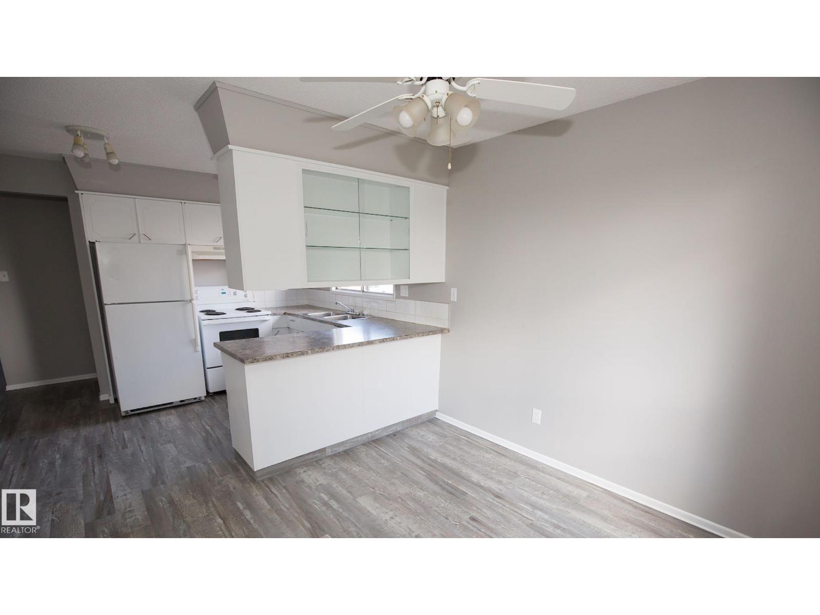 Photo 28 of 12732 113 A St Nw, Edmonton AB