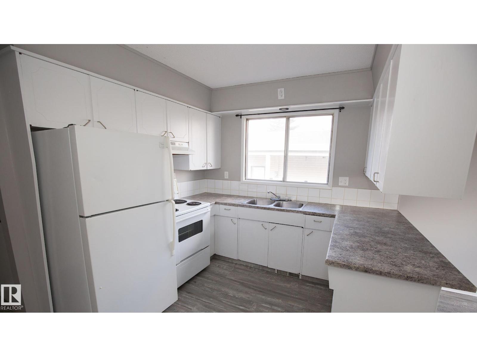 Photo 30 of 12732 113 A St Nw, Edmonton AB