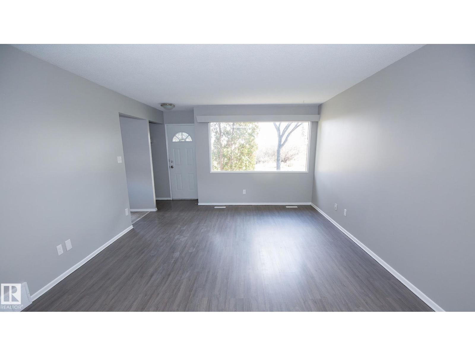 Photo 25 of 12732 113 A St Nw, Edmonton AB