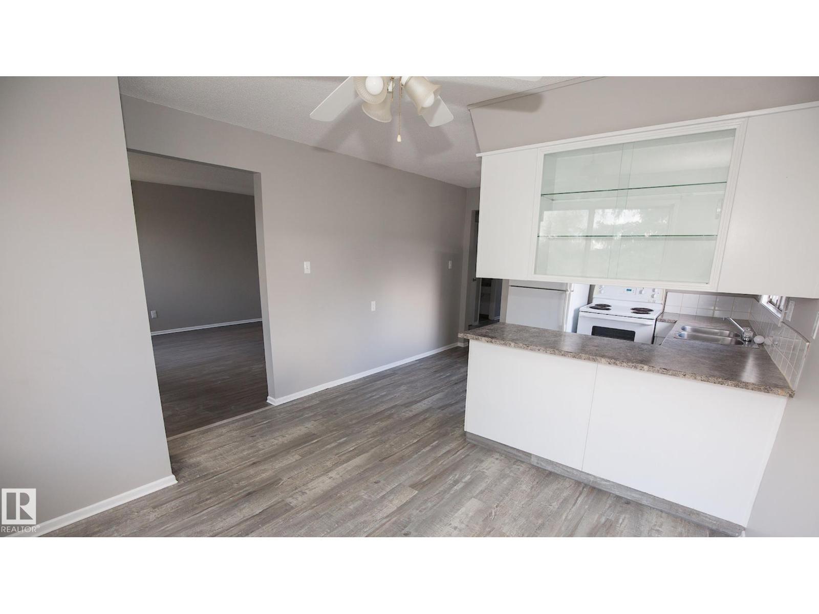 Photo 29 of 12732 113 A St Nw, Edmonton AB