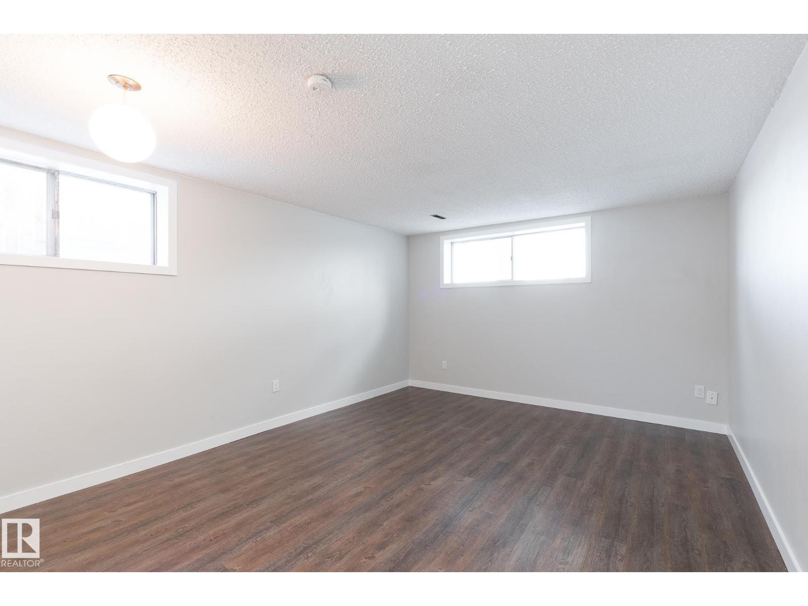 Photo 15 of 12732 113 A St Nw, Edmonton AB