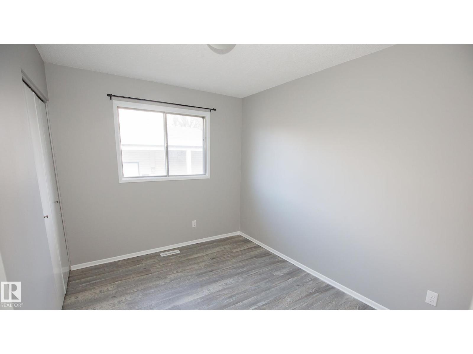 Photo 37 of 12732 113 A St Nw, Edmonton AB