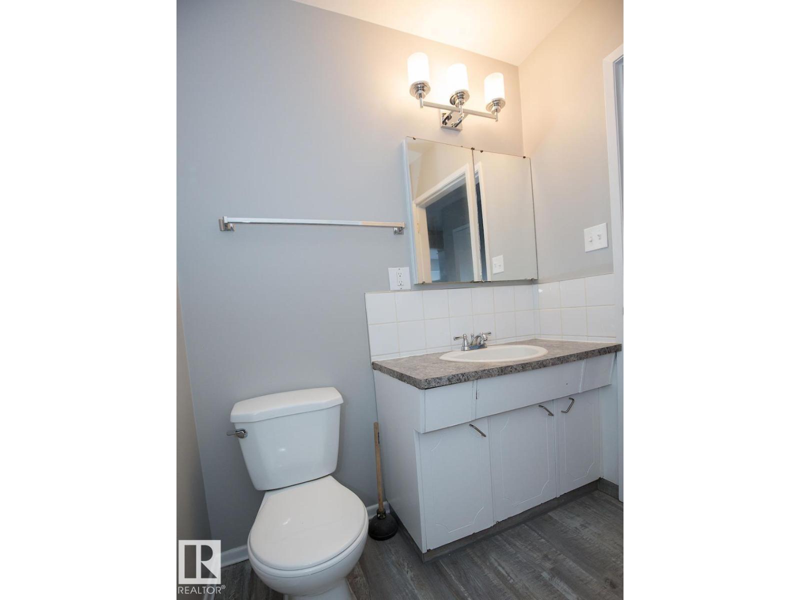 Photo 35 of 12732 113 A St Nw, Edmonton AB