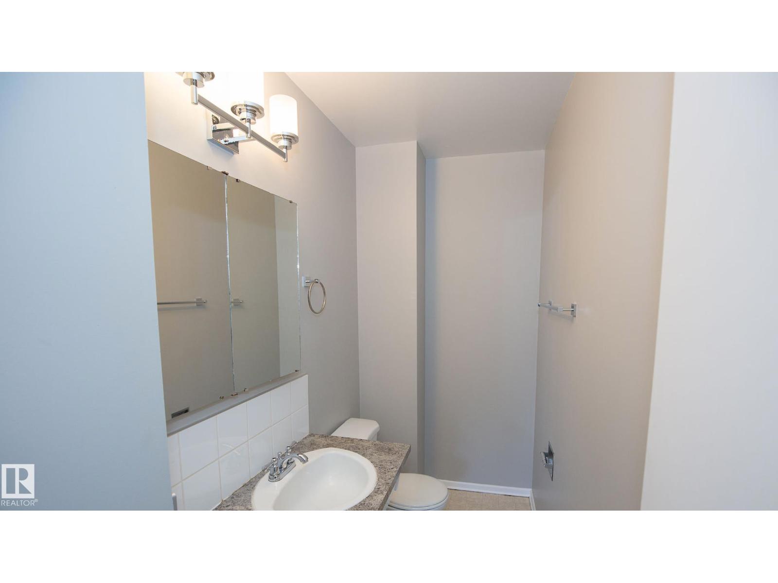 Photo 46 of 12732 113 A St Nw, Edmonton AB