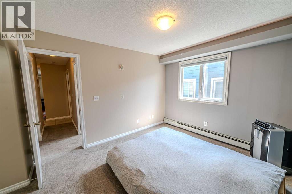 Single Family House for Sale in    Street NE Renfrew Calgary 