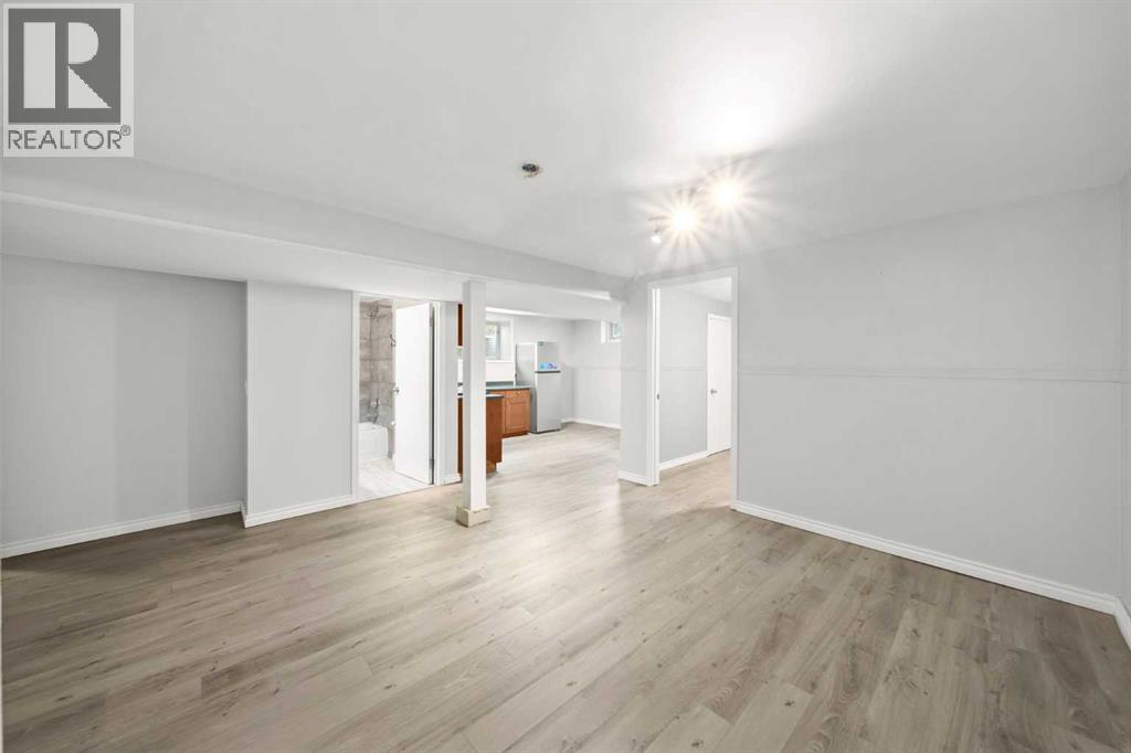 Photo 9 of 3513 46 Street, Red Deer AB