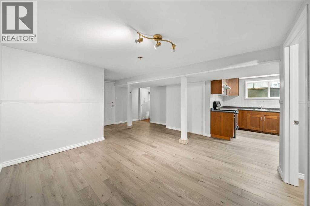 Photo 10 of 3513 46 Street, Red Deer AB