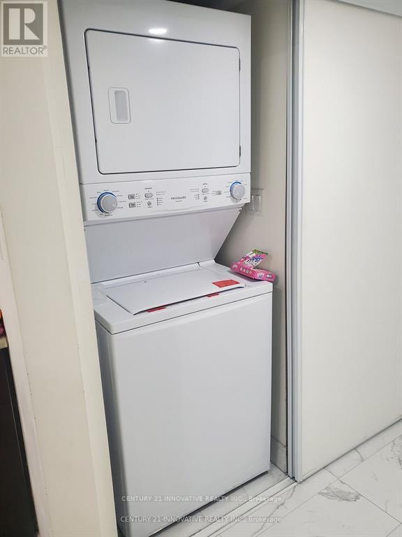 Photo 15 of Bsmt 303 Bathurst Glen Drive, Vaughan ON