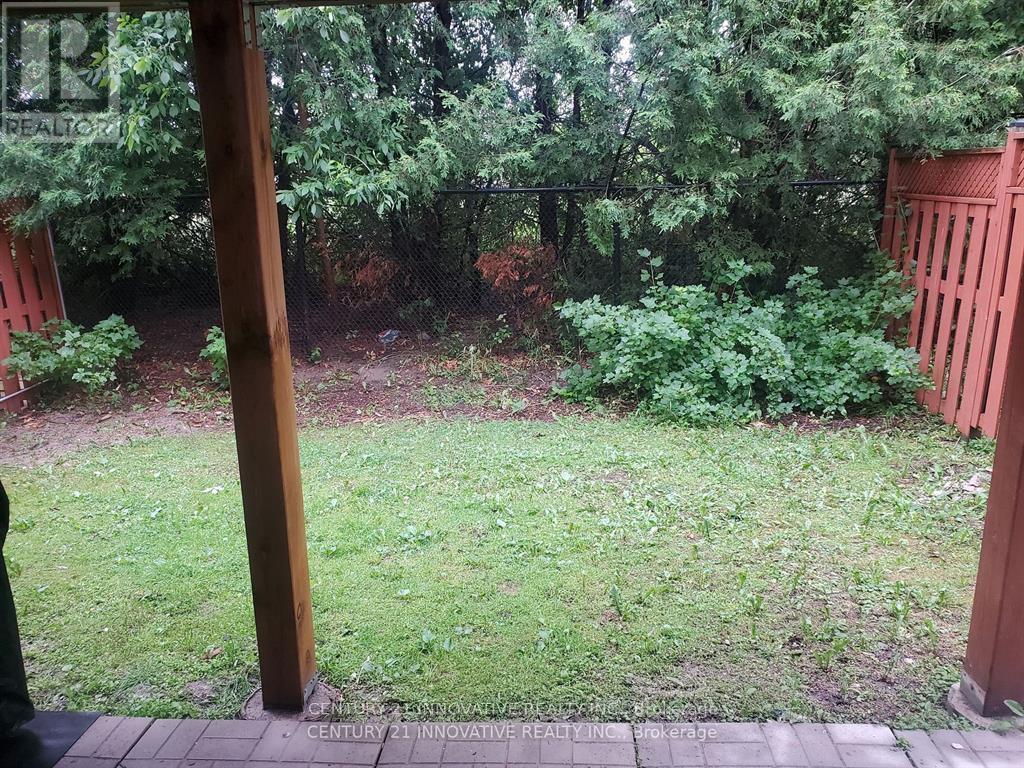 Photo 5 of Bsmt 303 Bathurst Glen Drive, Vaughan ON