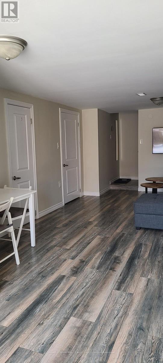 Photo 10 of 15 B Cundles Road E, Barrie ON