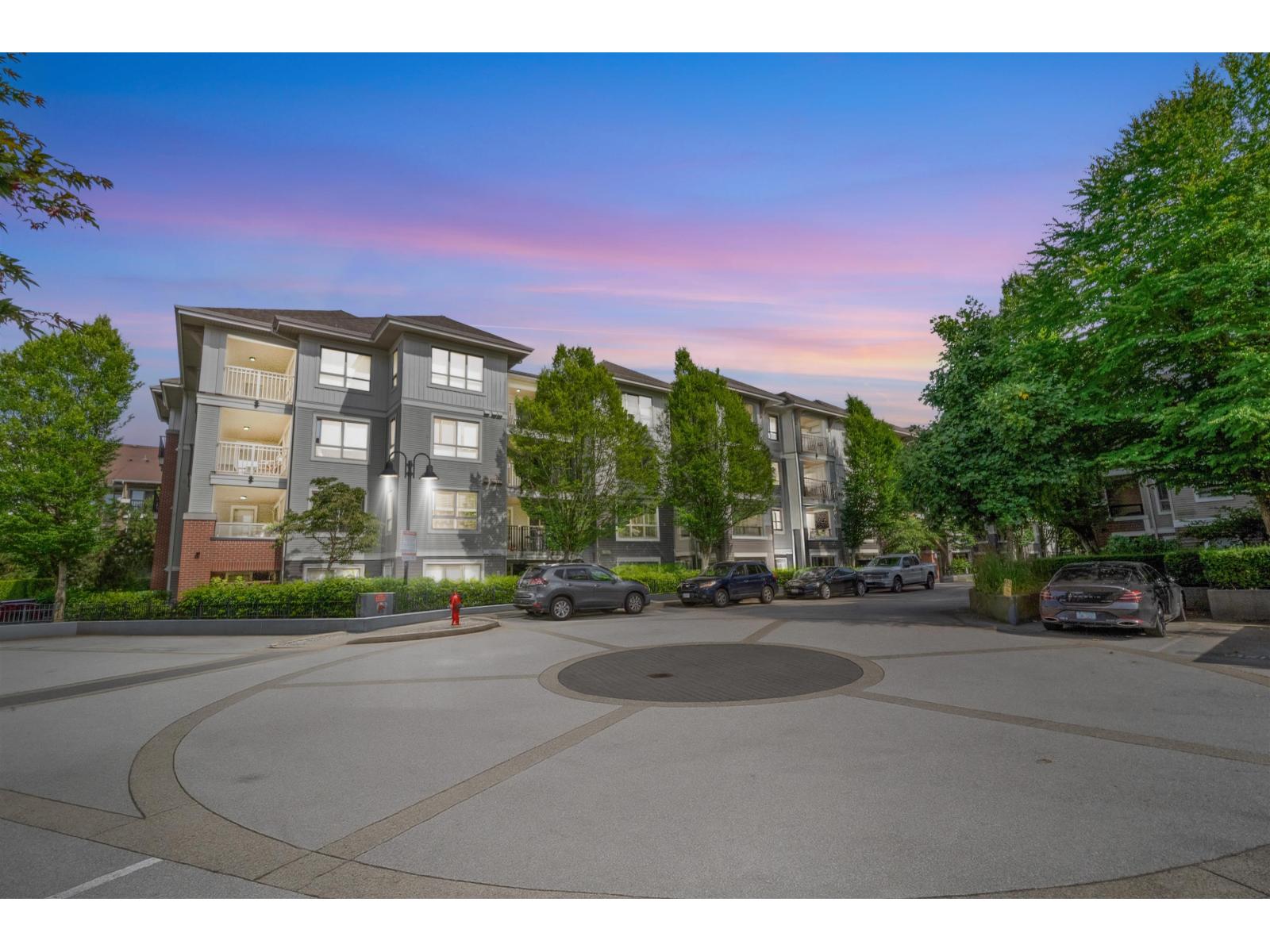 Photo 6 of A 203 8929 202 Street, Langley BC