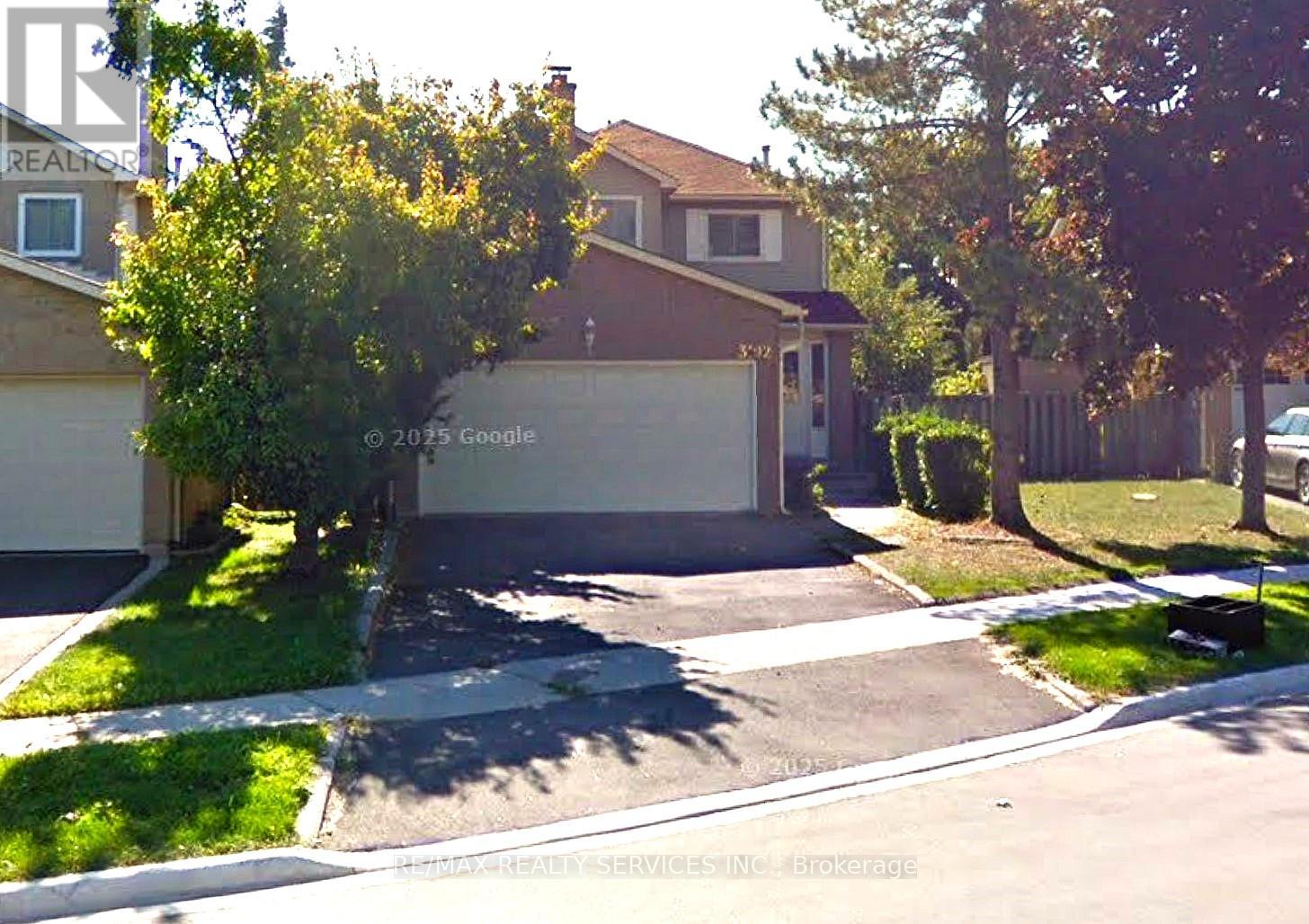 Photo 12 of Upper 3192 Chamberlain Court, Mississauga ON