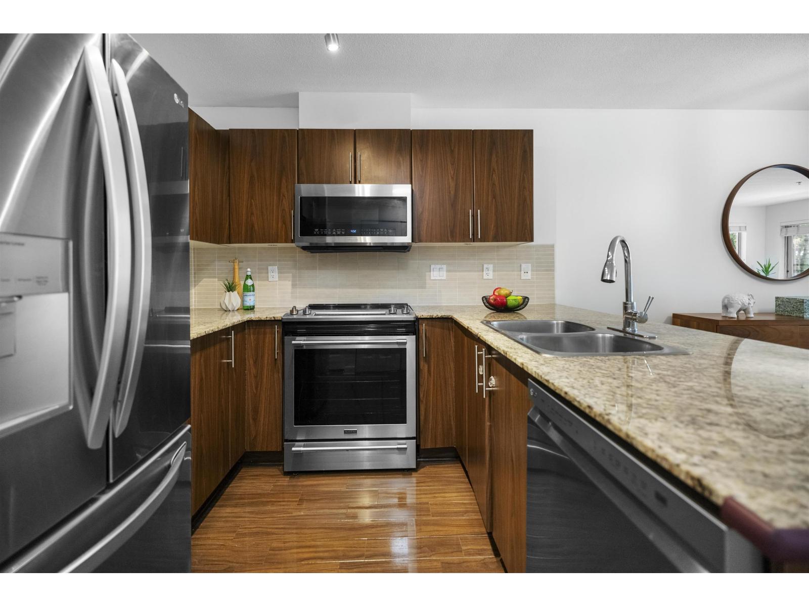 Photo 5 of A 203 8929 202 Street, Langley BC