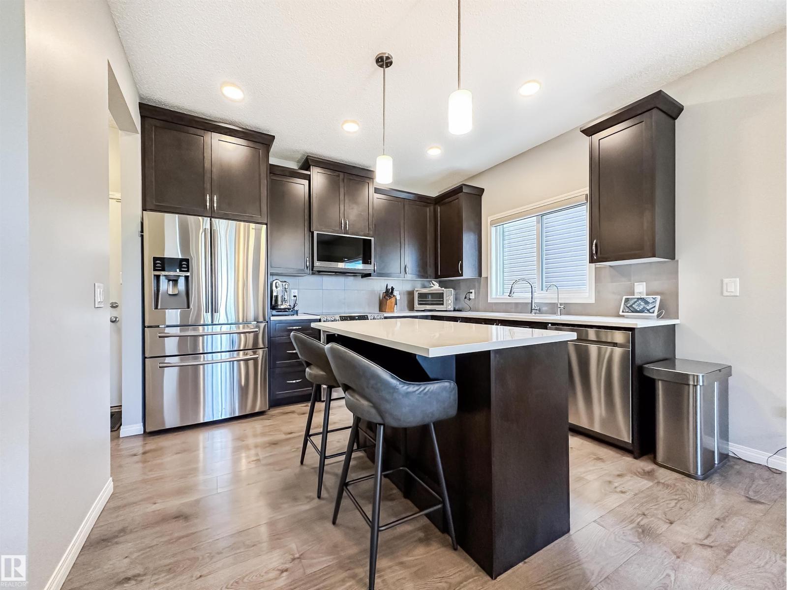 Photo 12 of 17484 76 St Nw, Edmonton AB