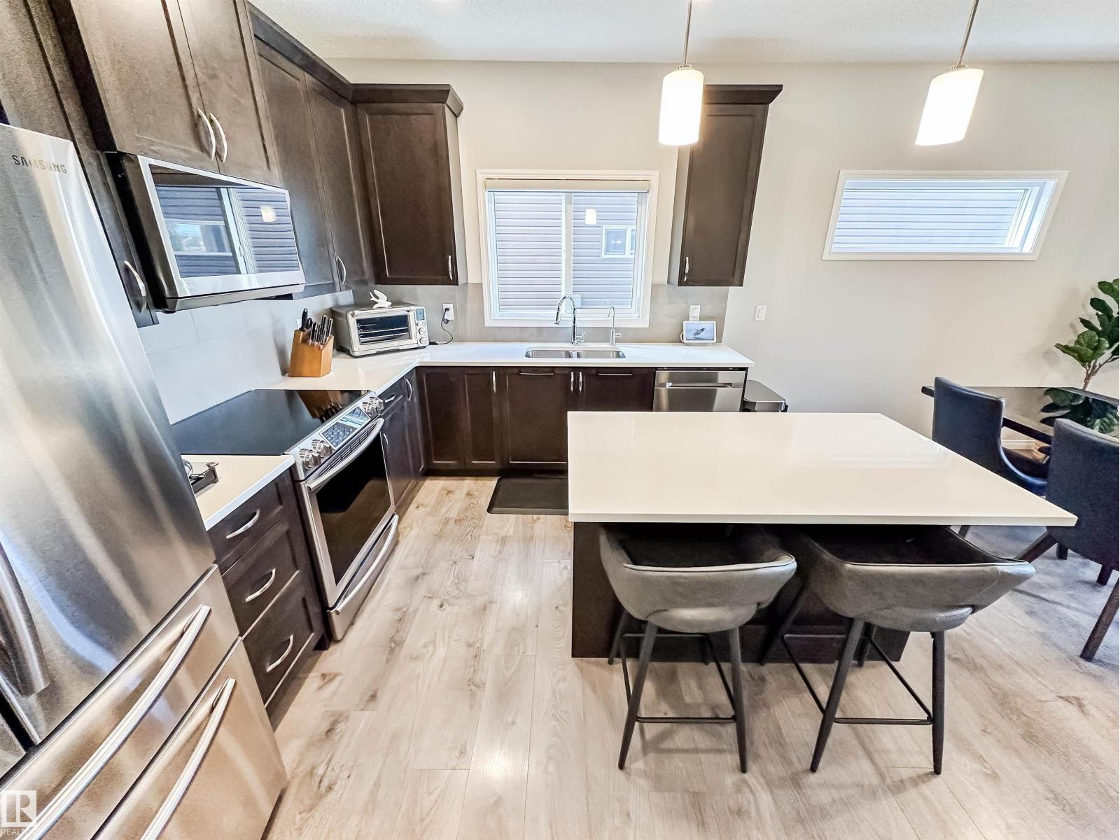 Photo 16 of 17484 76 St Nw, Edmonton AB
