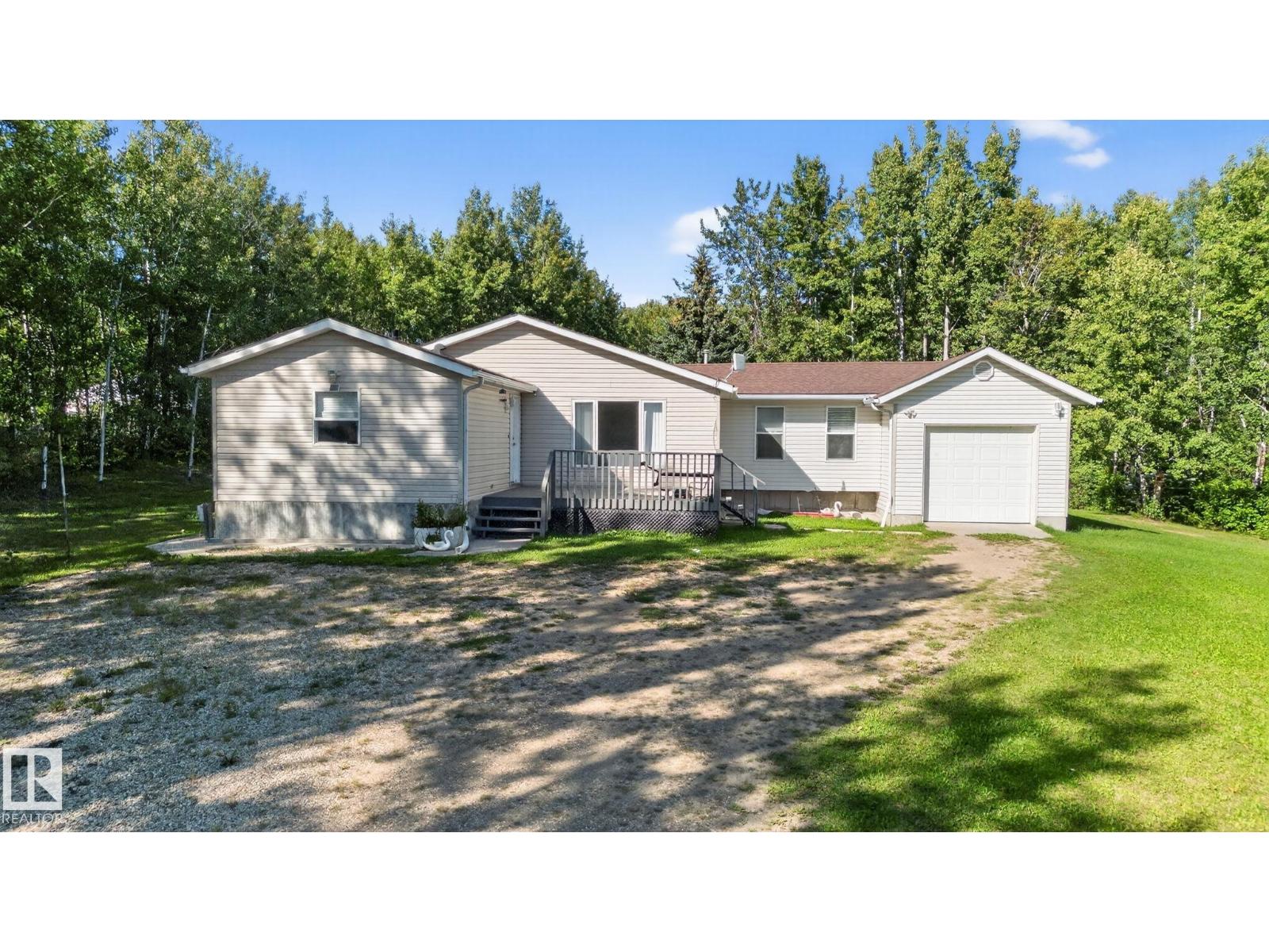 Photo 2 of 5 53407 Rge Road 30, Rural Parkland County AB