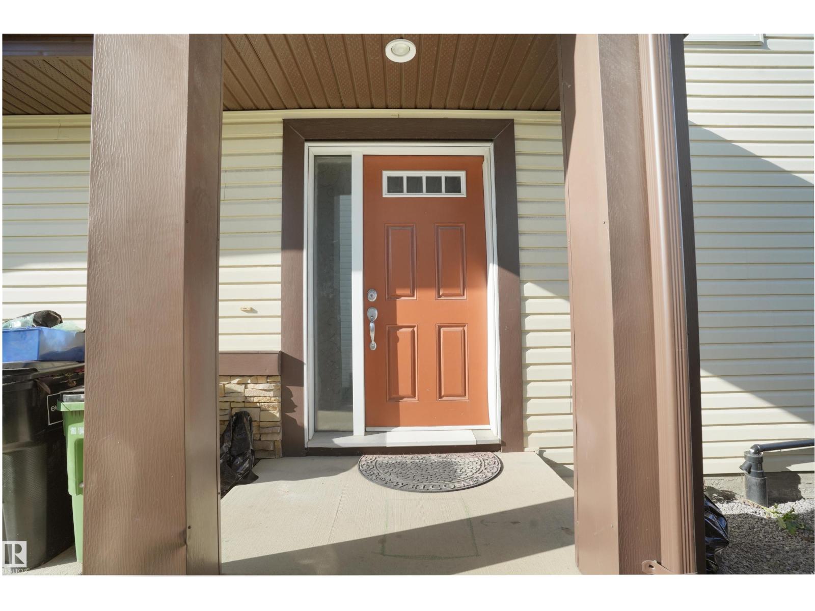 Photo 26 of 9835 217 St Nw, Edmonton AB