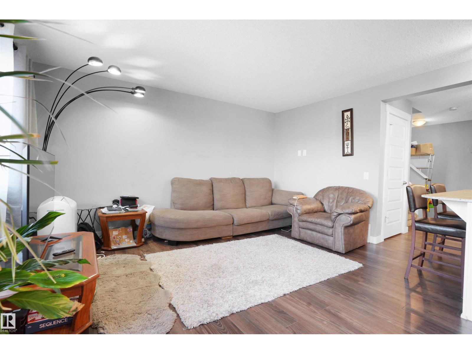 Photo 31 of 9835 217 St Nw, Edmonton AB