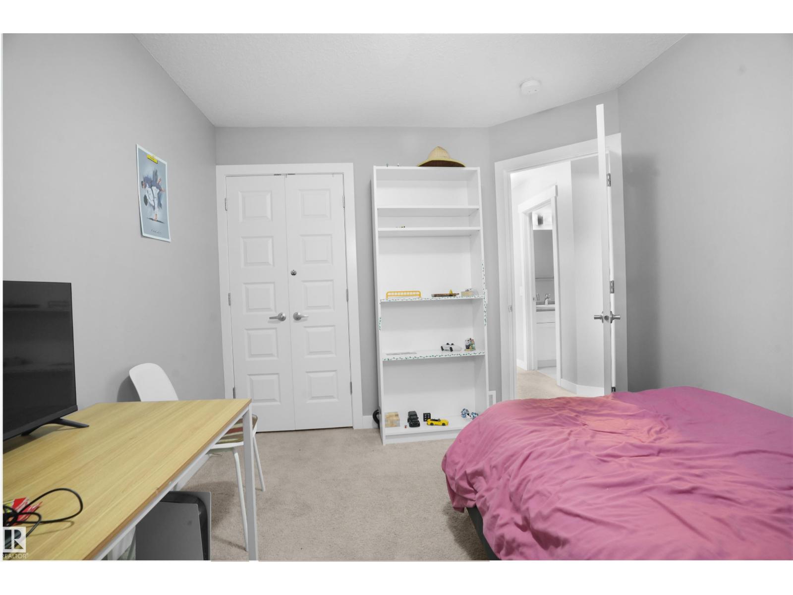 Photo 34 of 9835 217 St Nw, Edmonton AB