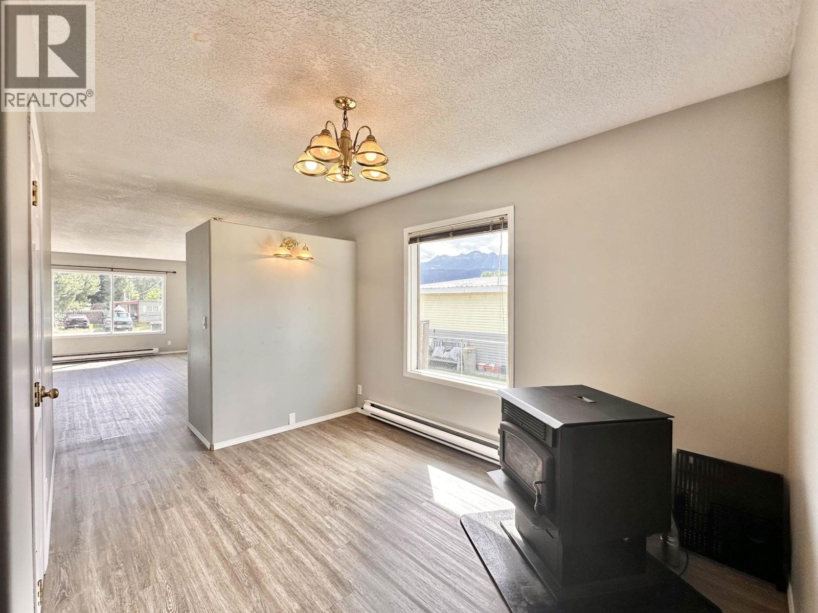 1144 4TH AVENUE, Valemount