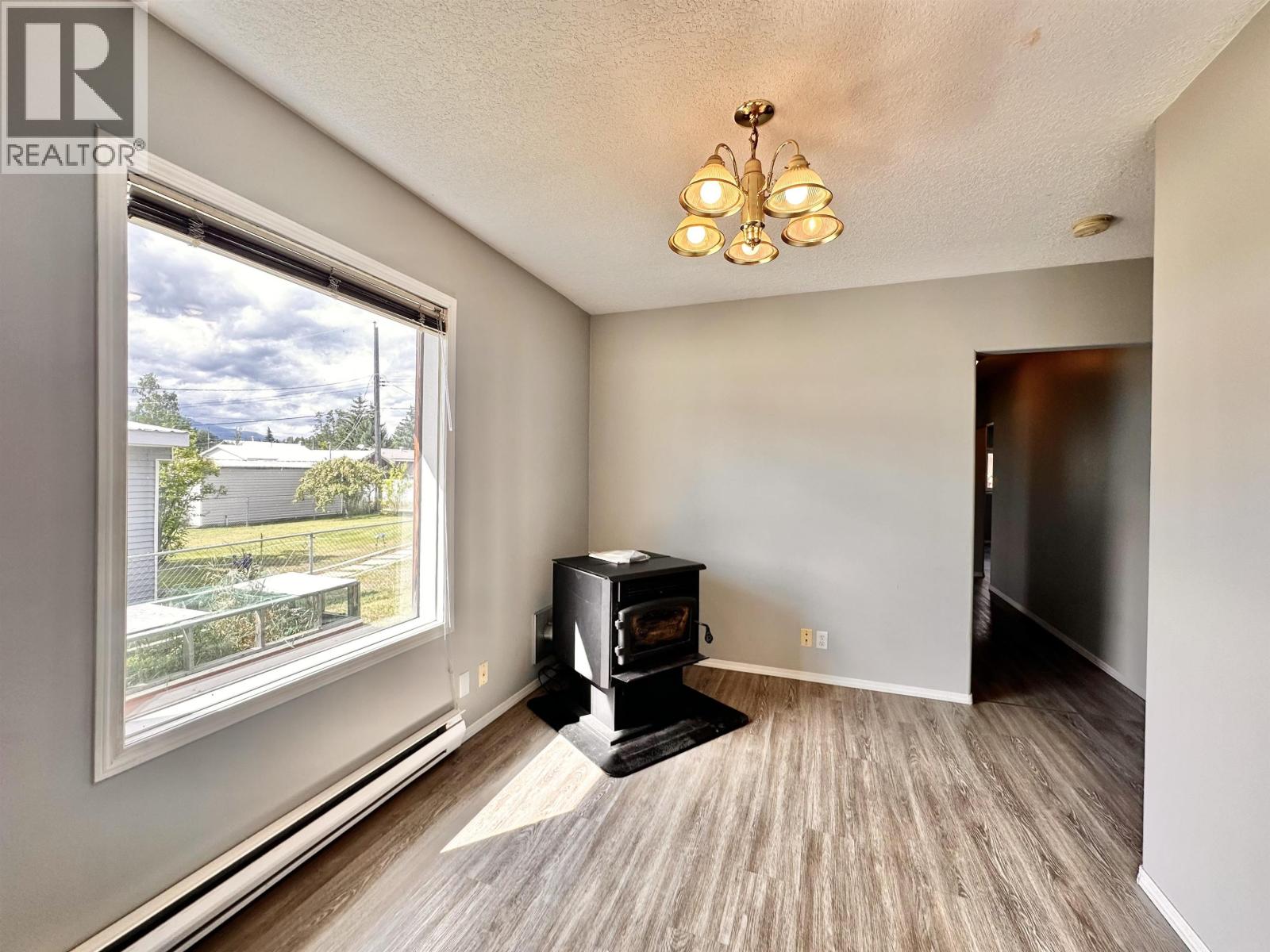 1144 4TH AVENUE, Valemount