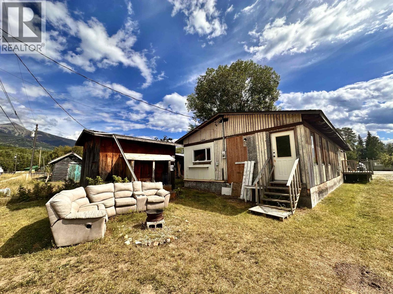 1144 4TH AVENUE, Valemount