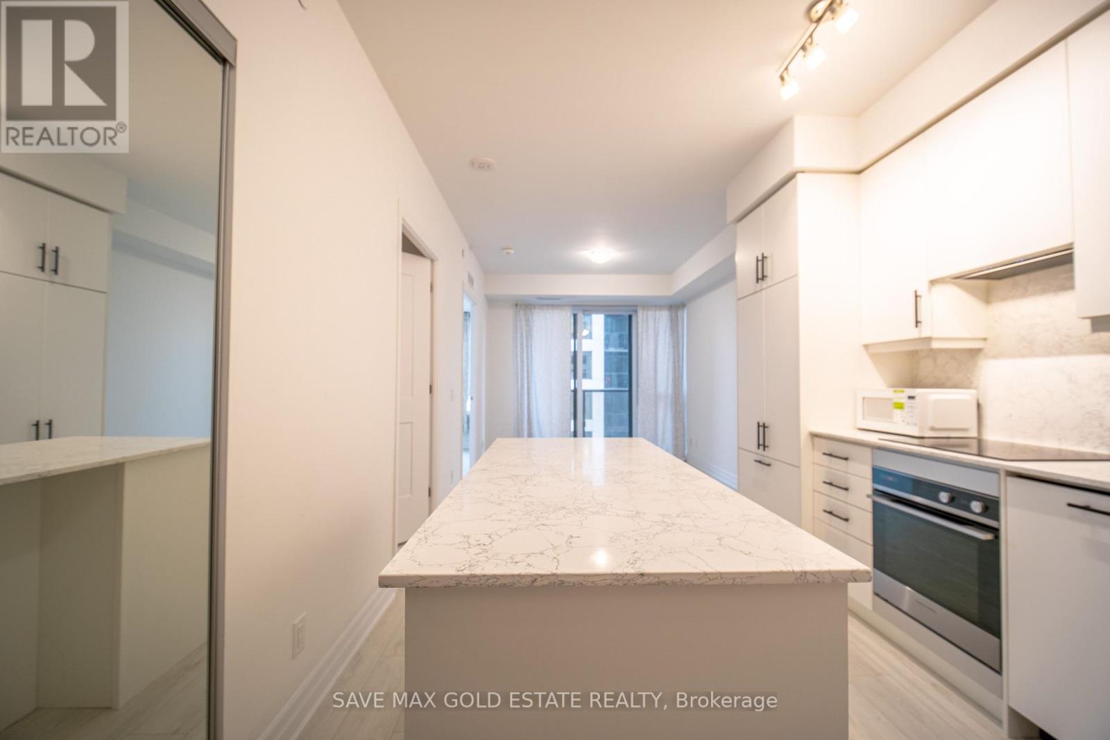 Photo 10 of 809 30 Elm Drive W, Mississauga ON
