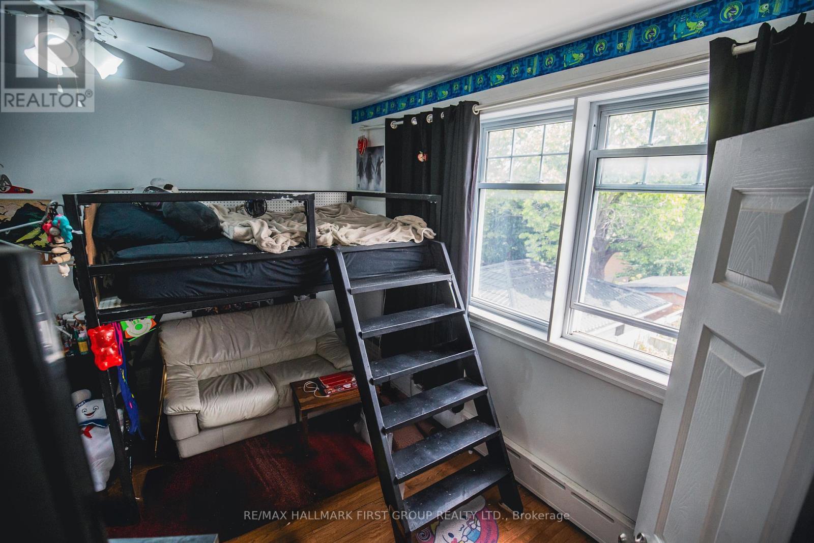 Photo 15 of 57 Wendell Avenue, Toronto ON