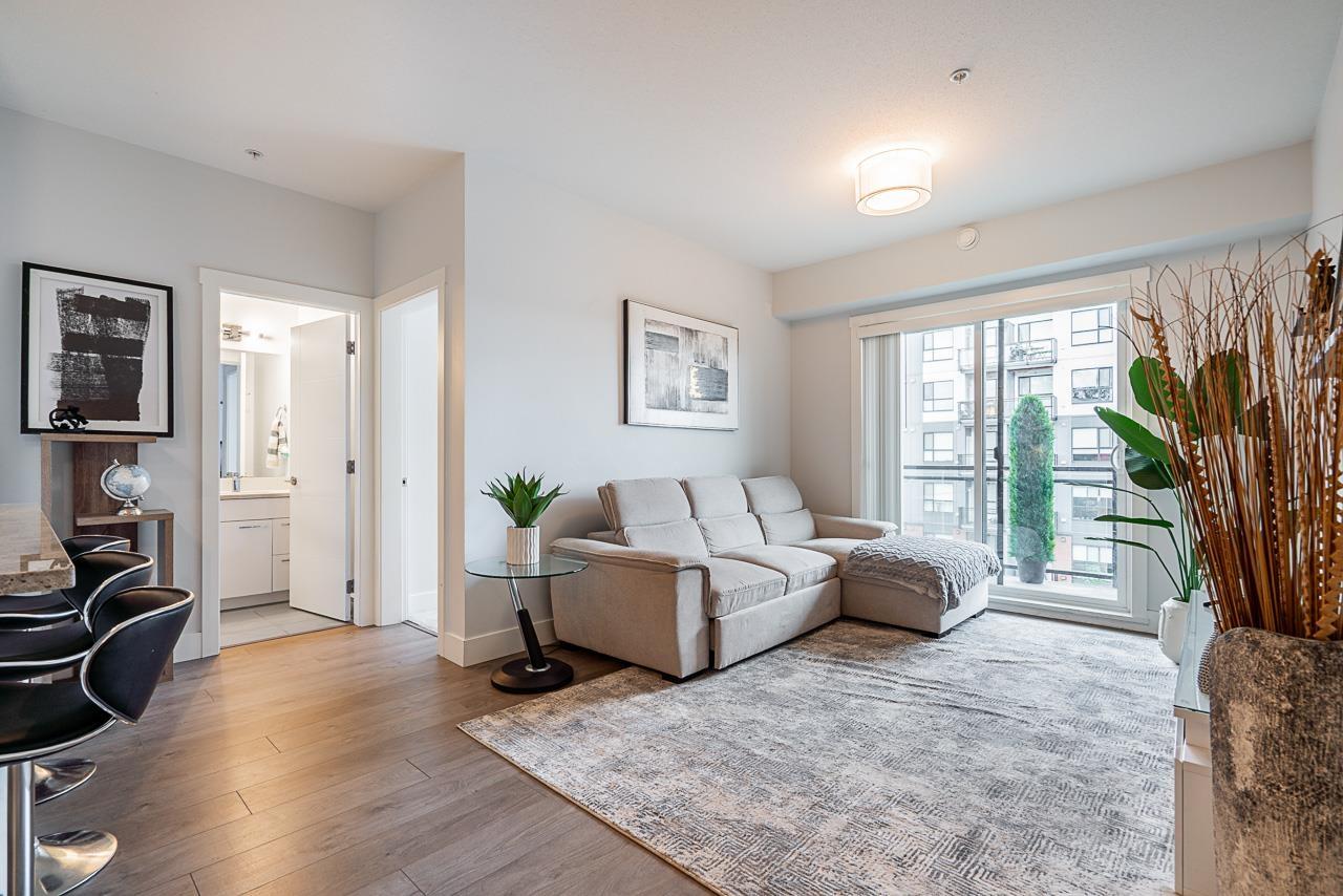Photo 1 of 405 5485 Brydon Crescent, Langley BC