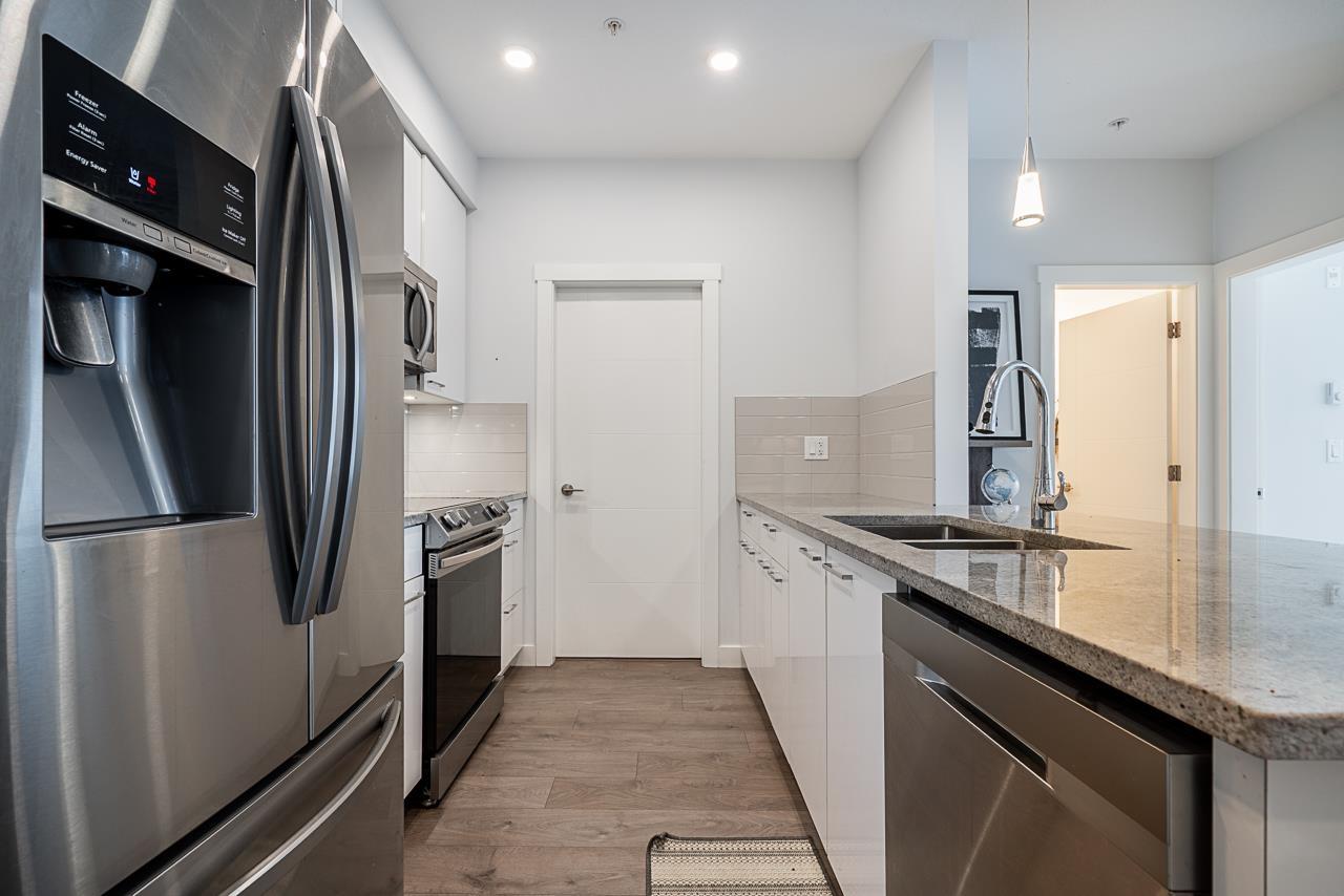 Photo 7 of 405 5485 Brydon Crescent, Langley BC