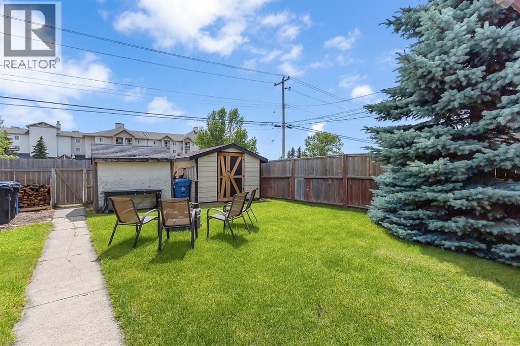 Photo 6 of 68 Pennsburg Way Se, Calgary AB