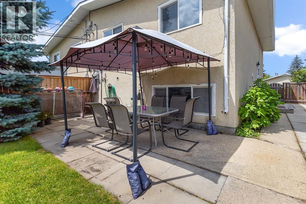 Photo 43 of 68 Pennsburg Way Se, Calgary AB