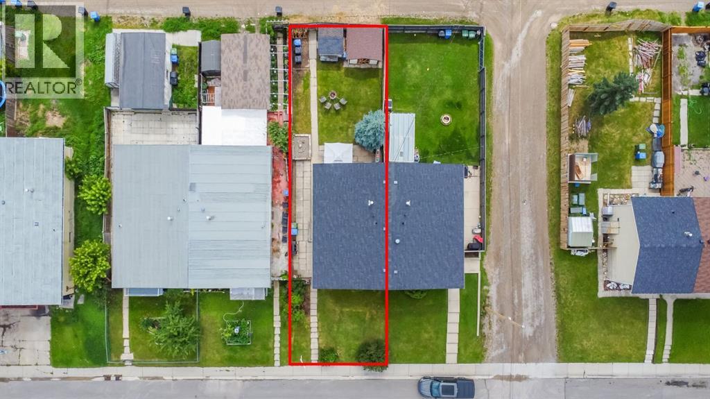 Photo 7 of 68 Pennsburg Way Se, Calgary AB