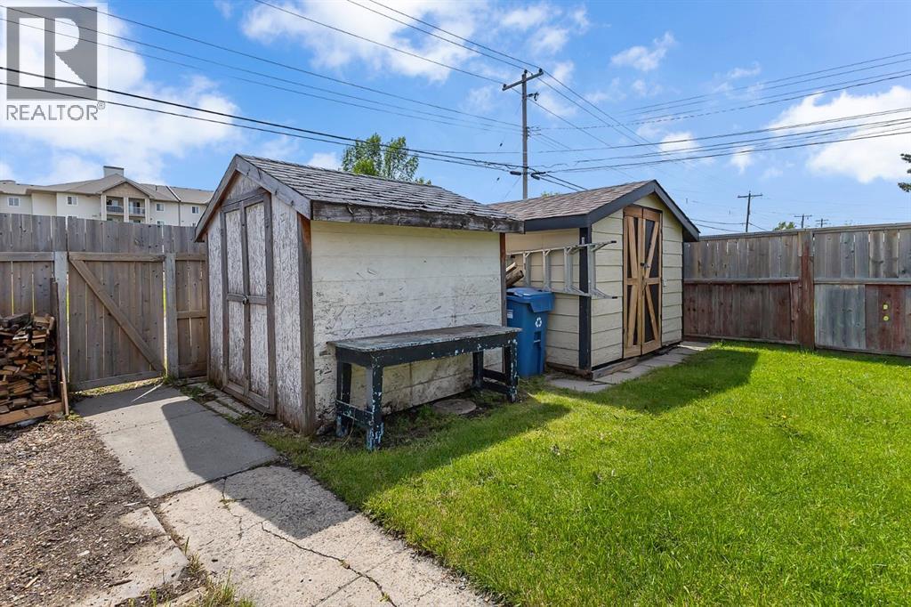 Photo 44 of 68 Pennsburg Way Se, Calgary AB